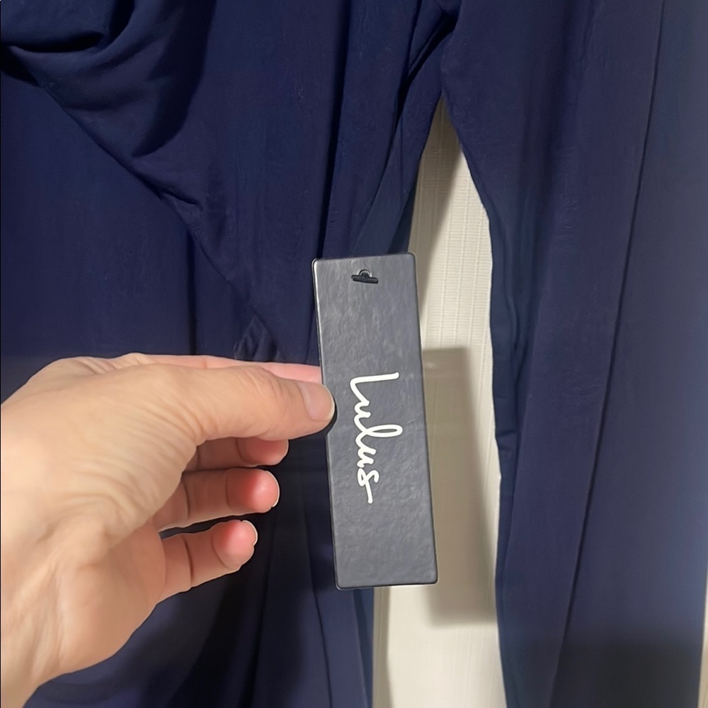 Lulus V Neck Twist Front Blue Midi Dress Size Medium - Picture 7 of 9